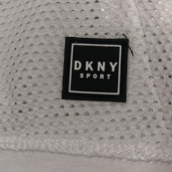 DKNY x MLB Los Angeles Dodgers Top - Picture 4 of 5